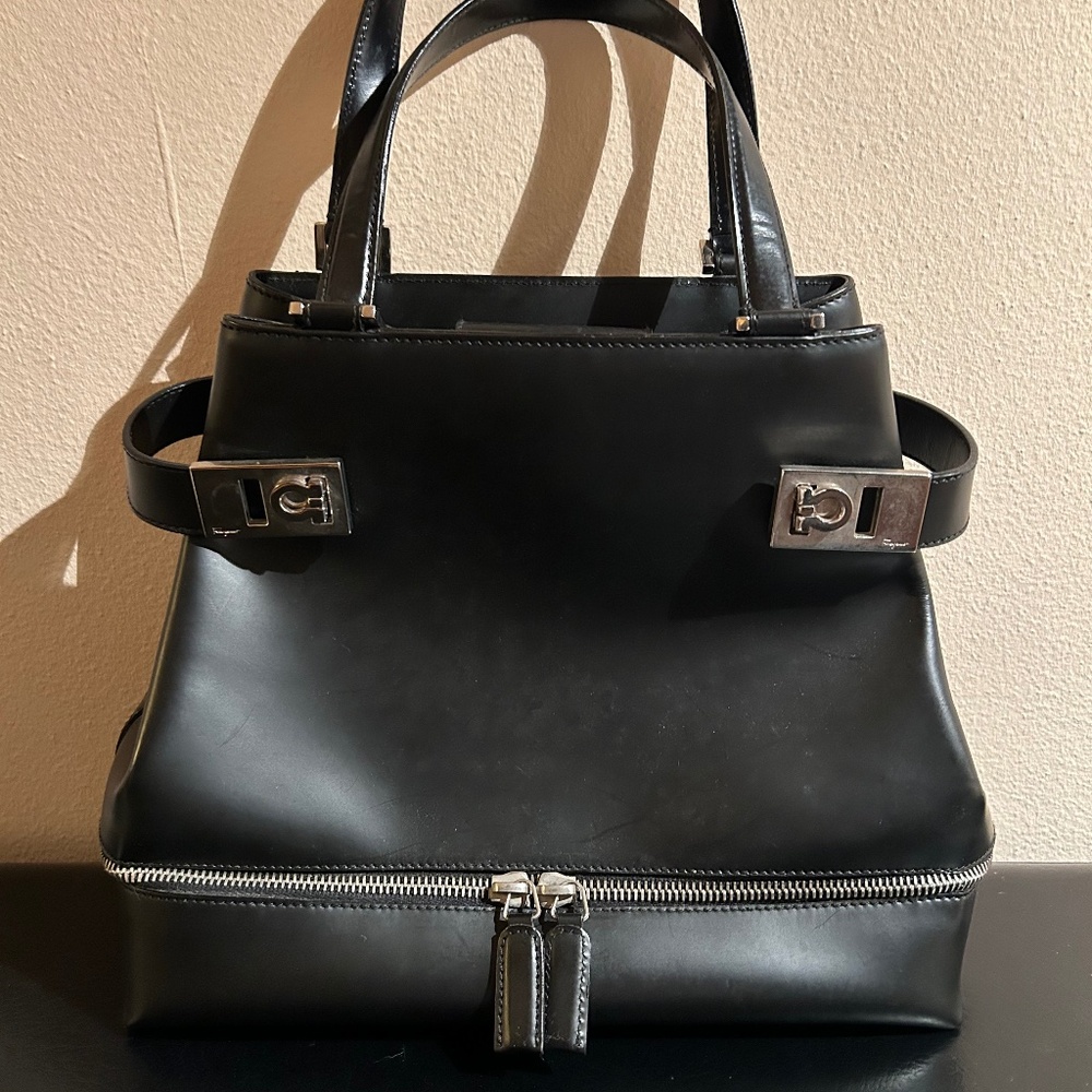 Vintage Ferragamo - Black Handbag, Leather